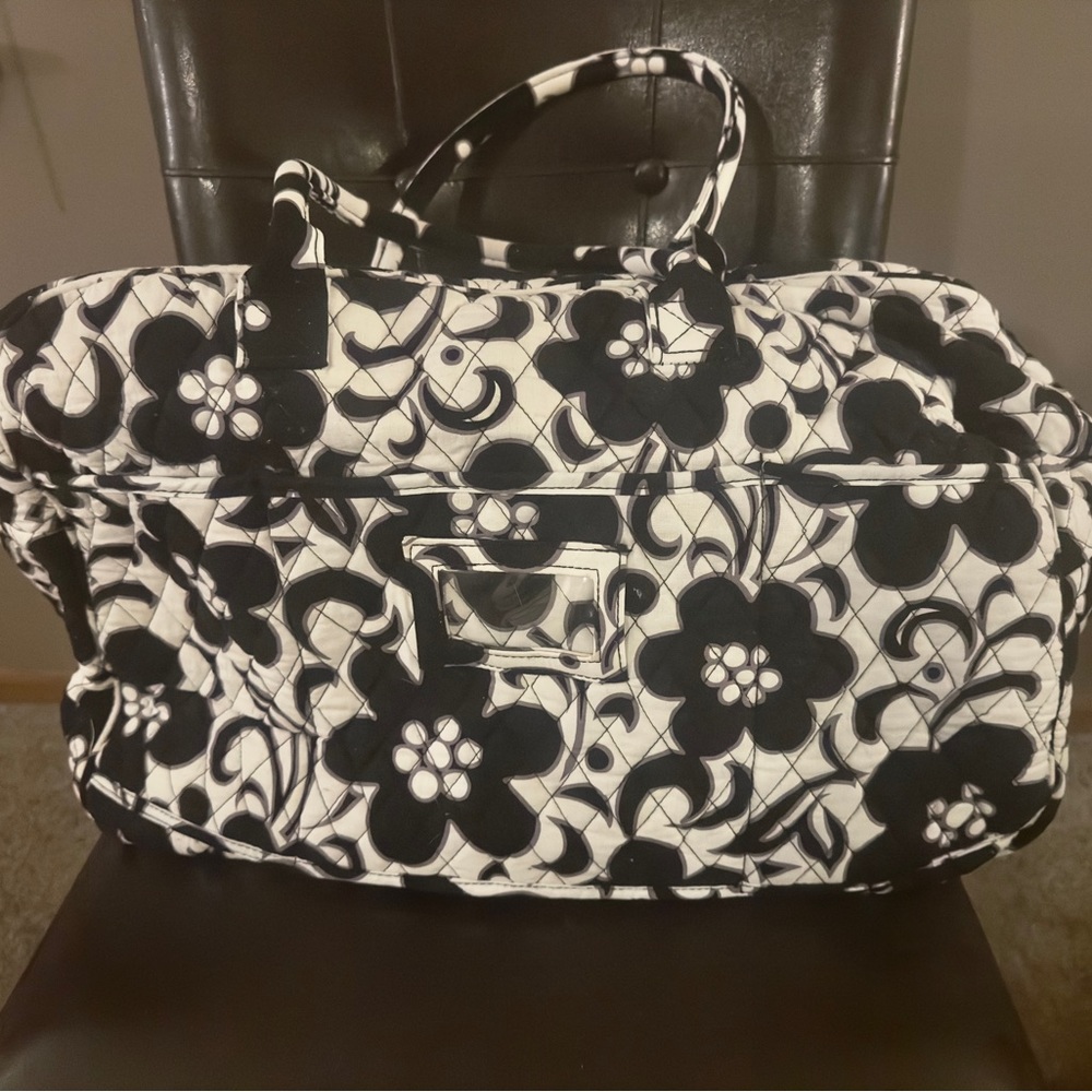 🌟Vera Bradley NIGHT/DAY XL GRAND TRAVELER -RETIRED PRINT